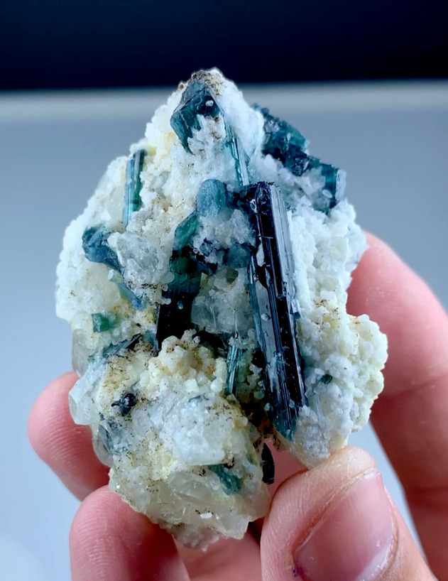 60 Gram Natural Blue Indicolite Tourmaline Crystals Combine Albite And DT Quarts