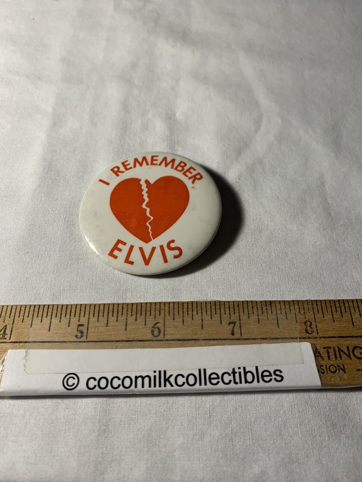 Vintage 1970\'s Pin Back Button I Remember Elvis Red Broken Heart Presley Music