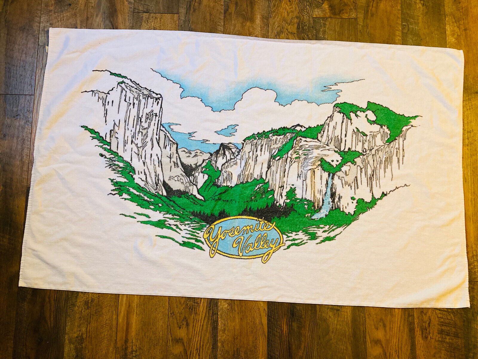 Vintage Yosemite Valley Beach Towel Made in USA 56