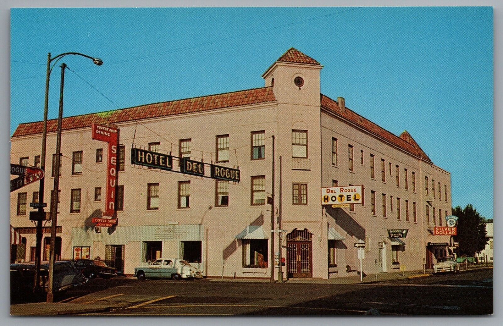 Grants Pass Oregon Del Rogue Hotel c1961 Postcard 600 Sixth Street