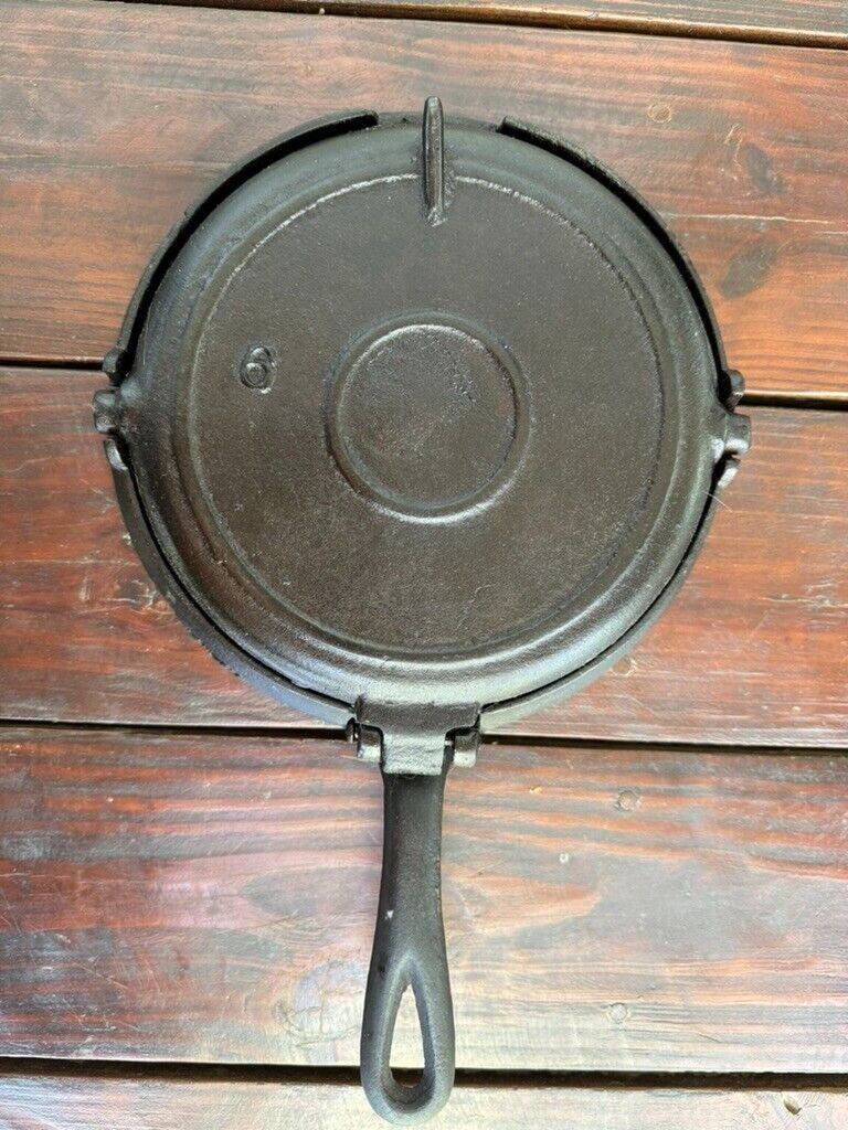 #9 cast iron waffle iron vintage