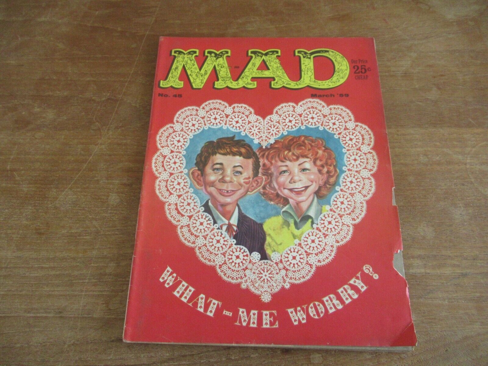 MAD MAGAZINE #45 MARCH 1959 ALFRED E NEUMAN MOXIE COWZNOFSKI HEART KISS COVER