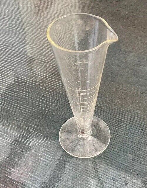 Vintage glass Measure 