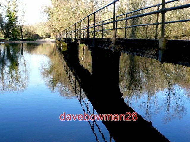 PHOTO  THE FORD AT MORETON THIS WIDE AND SHALLOW FORD BELOVED OF 4 X 4 DRIVERS B
