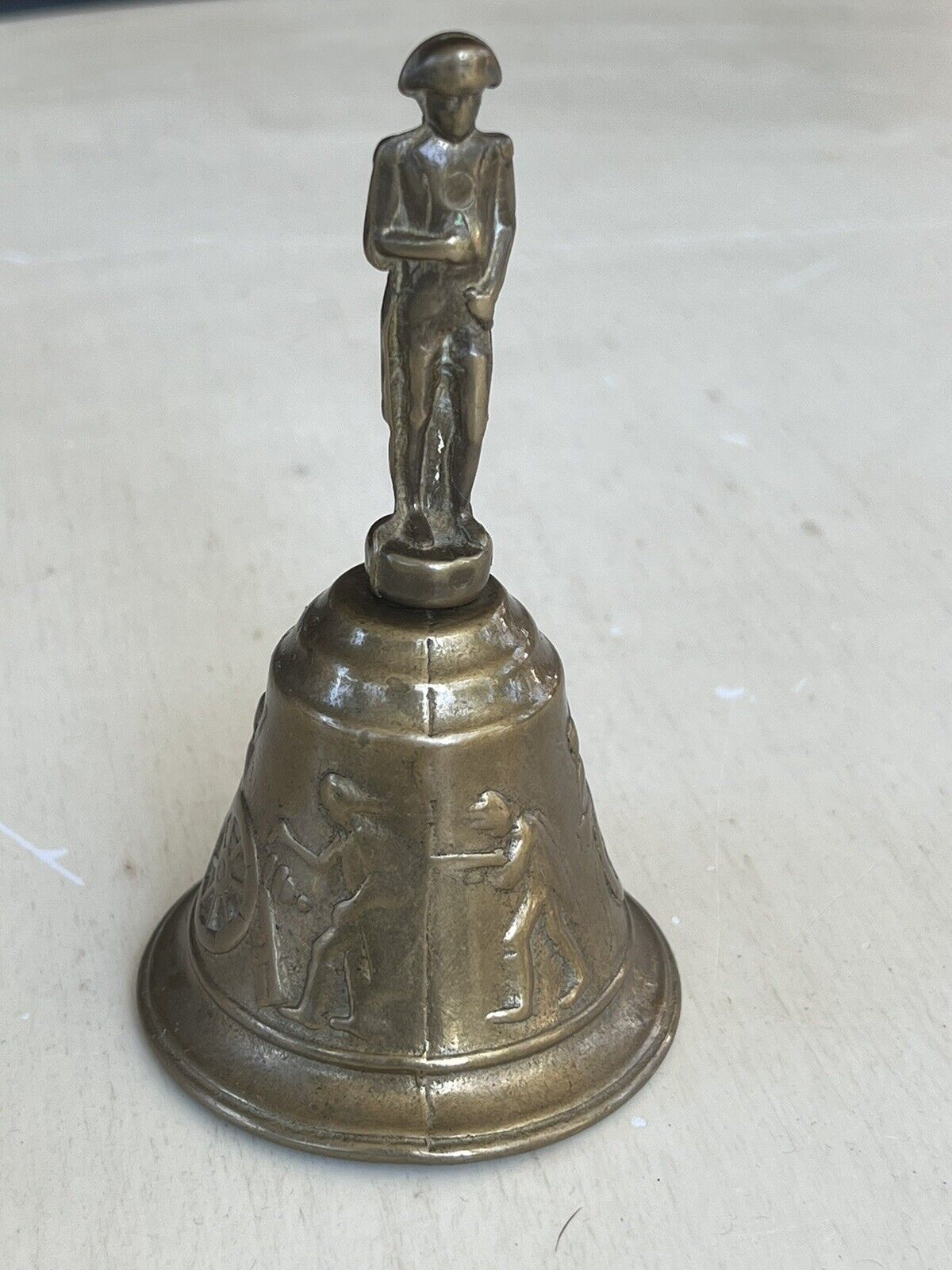 Vintage Napoleon Brass Bell Battle Scene With Soldiers - 5” Tall