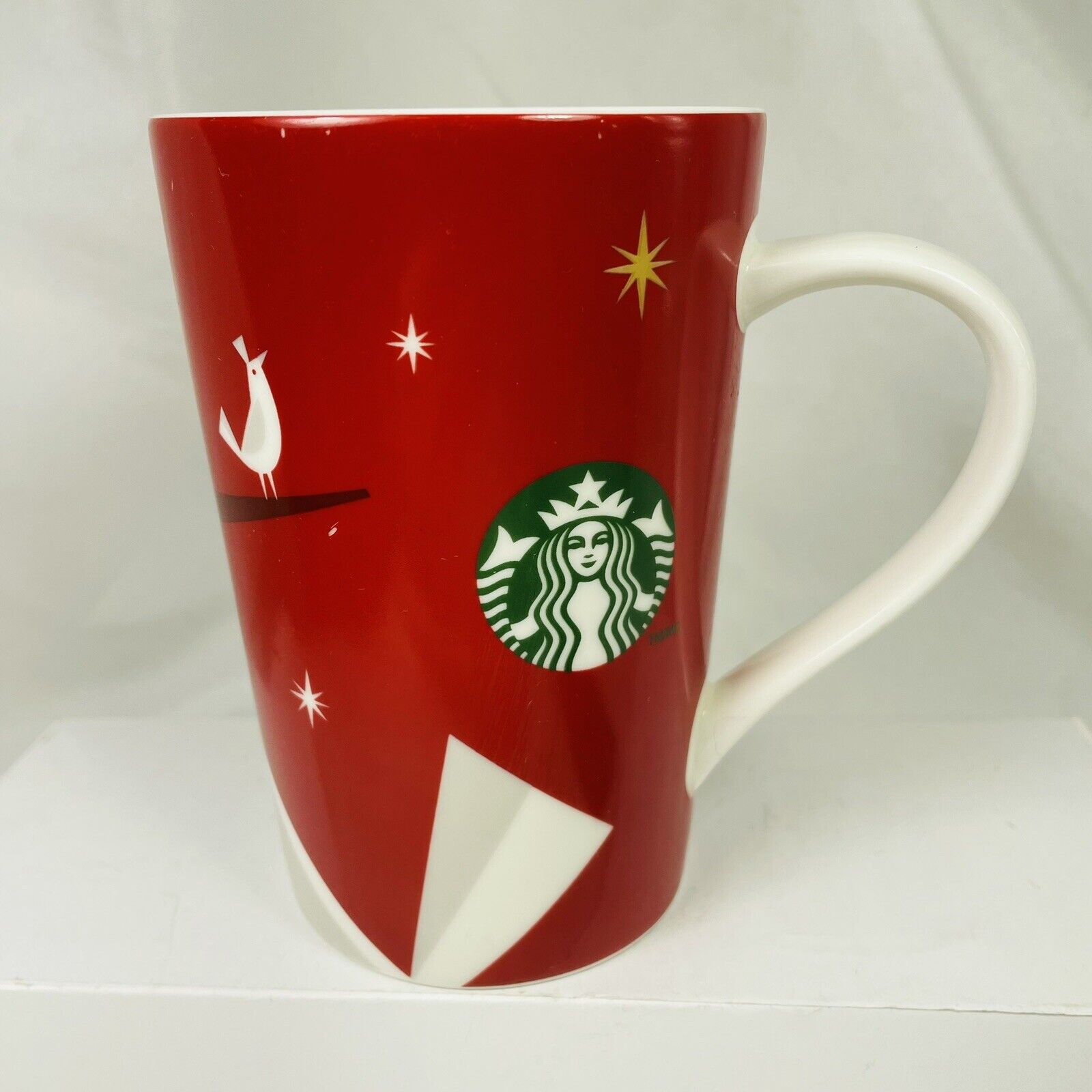 2012 Starbucks Holiday 12 Ounce Coffe Tea Cup Mug Microwave Red Green White