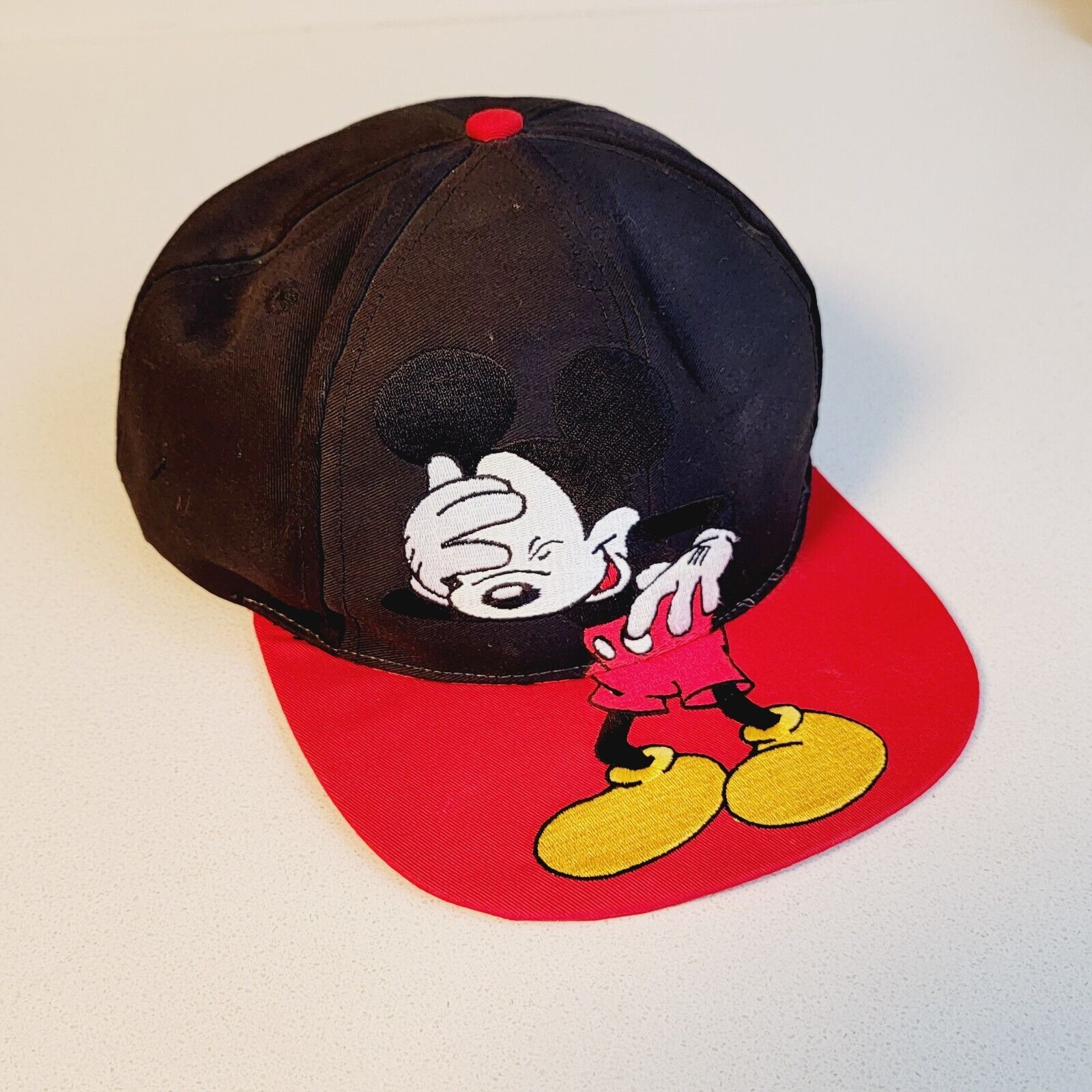 Vintage Mickey Mouse Disney Store Snapback Hat Black Red Taiwan Adult Size
