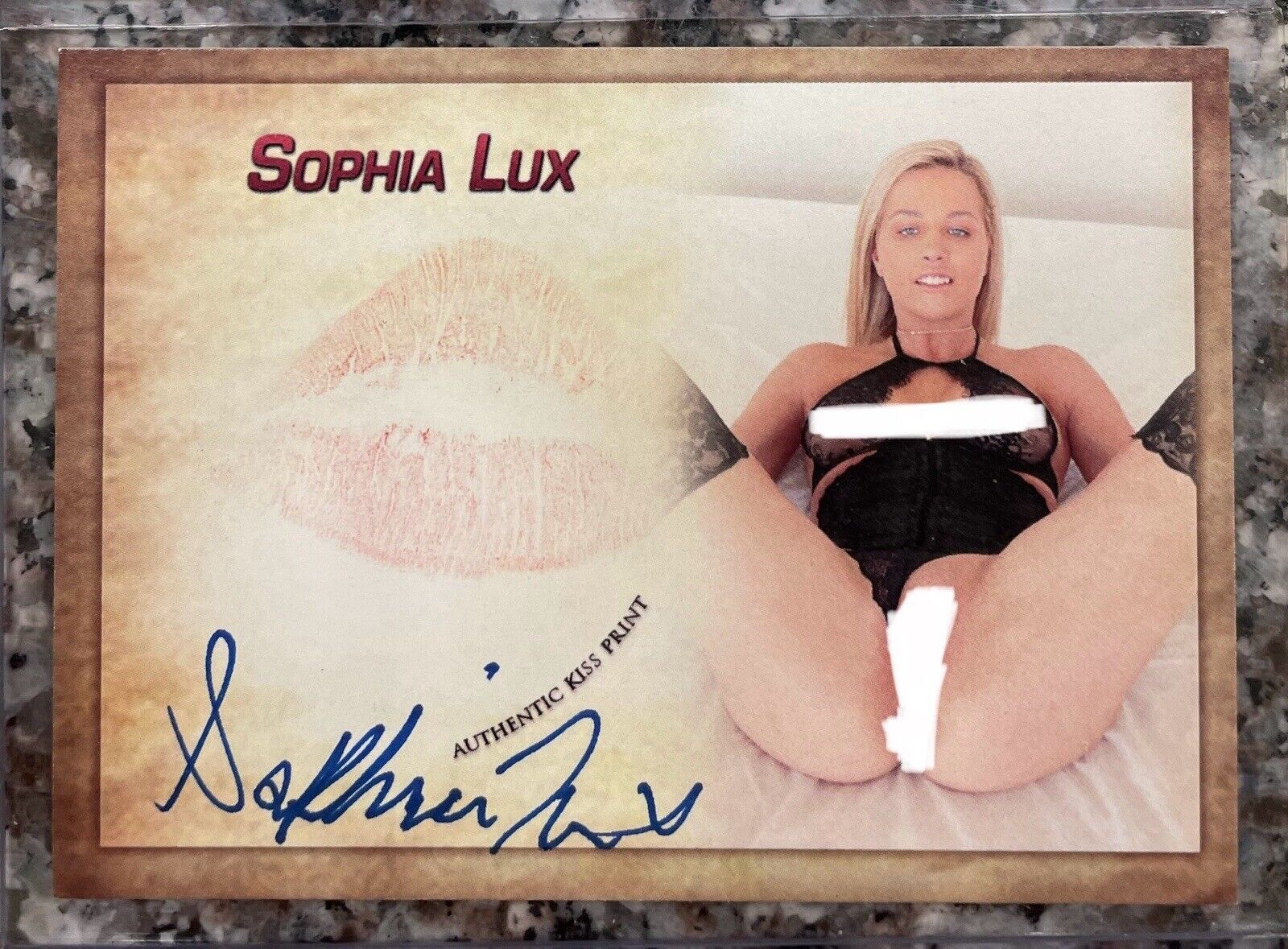 Collectors Expo 💫 Authentic Auto Kiss Card 💫  🔥Sophia Lux 2020🔥