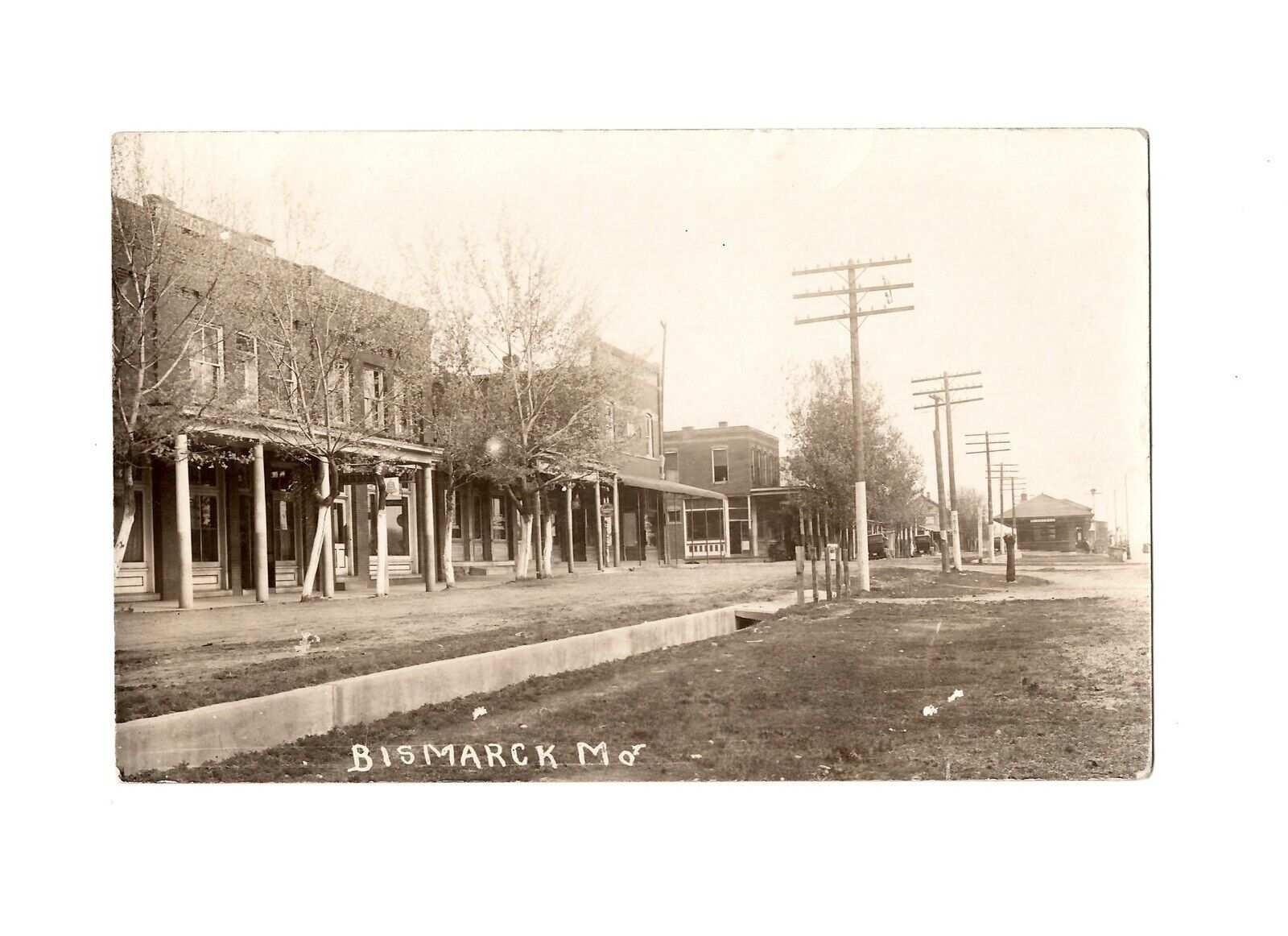 Bismarck Missouri Street View Real Photo Postcard RPPC Vintage