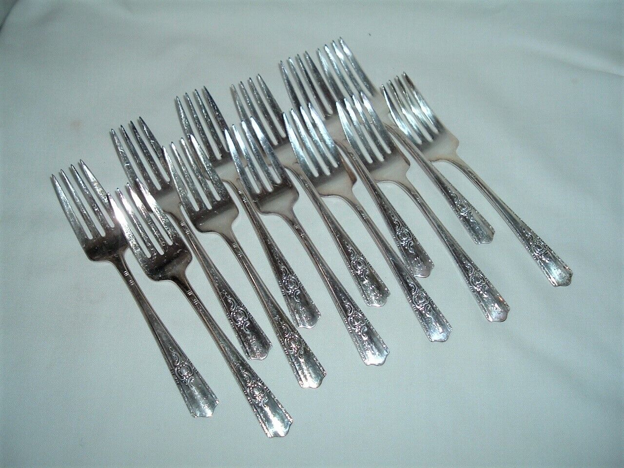 VINTAGE 12 HARMONY HOUSE AA PLUS FORKS MAYTIME PATTERN GRT COND USED NOT ABUSED