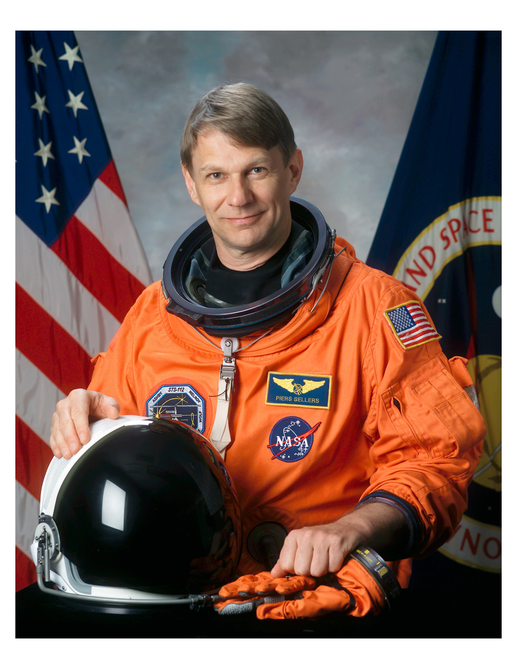 2002 NASA Astronaut Piers Sellers 8x10 Portrait Photo On 8.5\