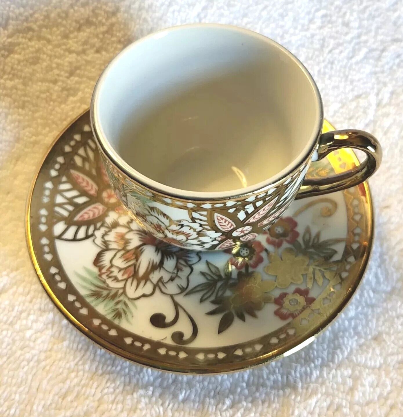 Demitasse Cup & Saucer, Gold tone all over, Beautiful flowers and leaves Vintage