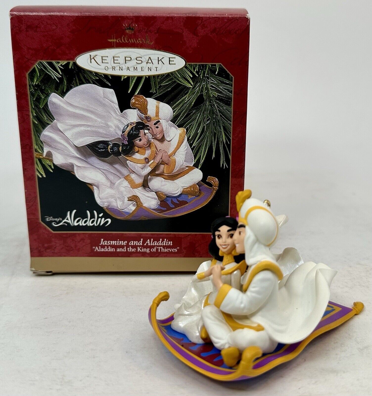 Vintage 1997 Hallmark Keepsake Ornament Disney Aladdin &  Jasmine