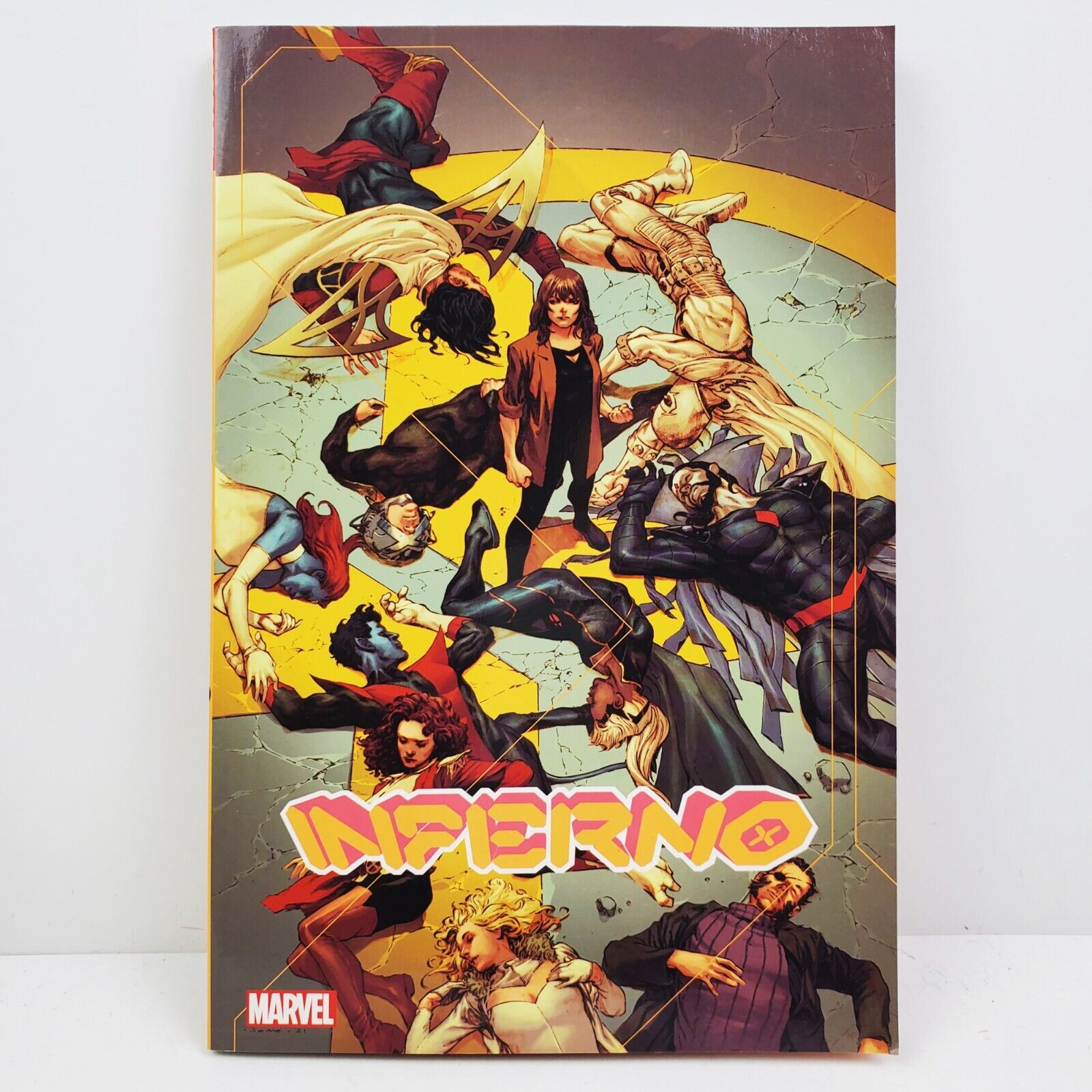 X-Men Inferno Marvel Graphic Novel Comic Book Hickman First Printing 2022 TPB
