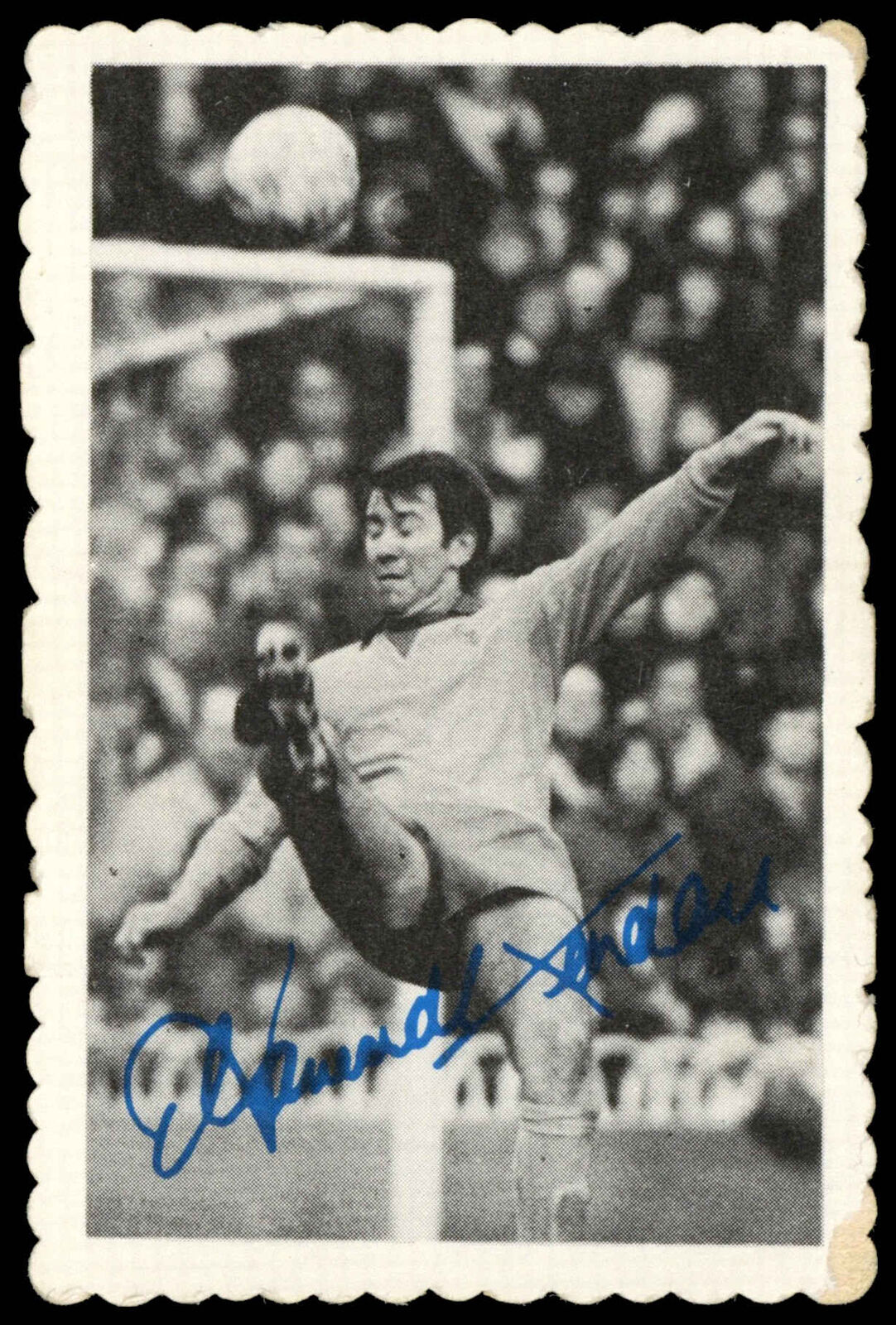 A&BC - Howard Kendall (Everton) - \'Footballers Autographed Photos 1973/74 (Cr...