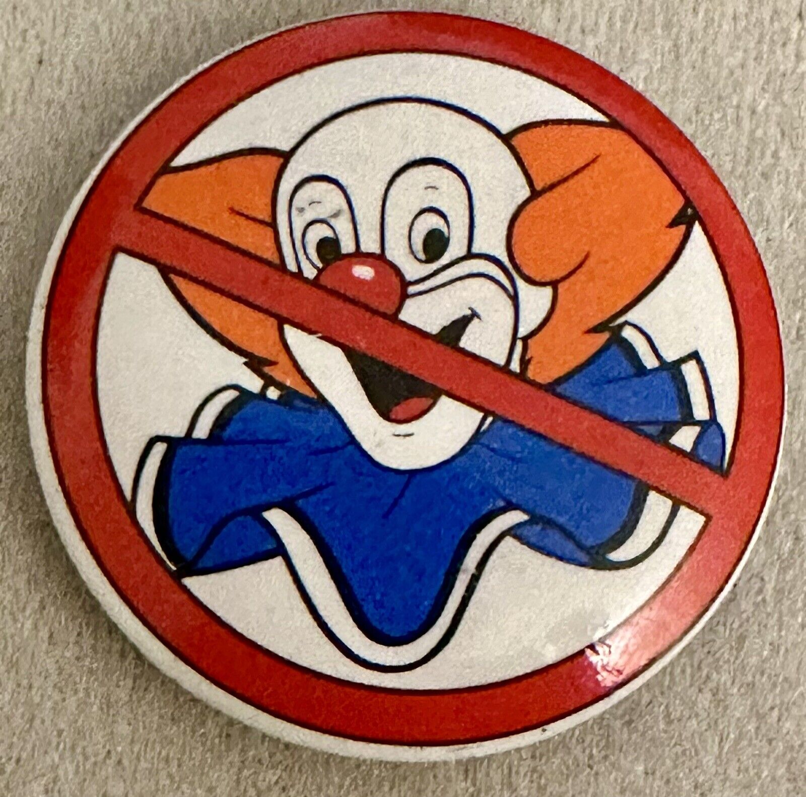 Vintage NO BOZOS Clown Pin 1983 Larry Harmon Pinback Button