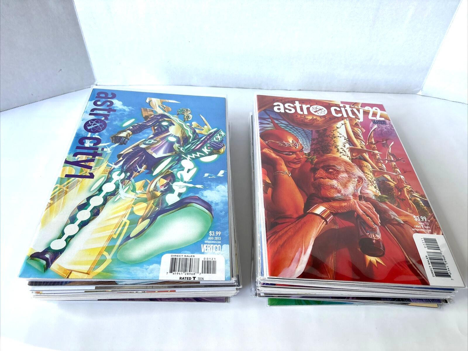 Vertigo Comics Astro City V3 Run Lot 1-42 Missing #10 Comic Book Lot of 42