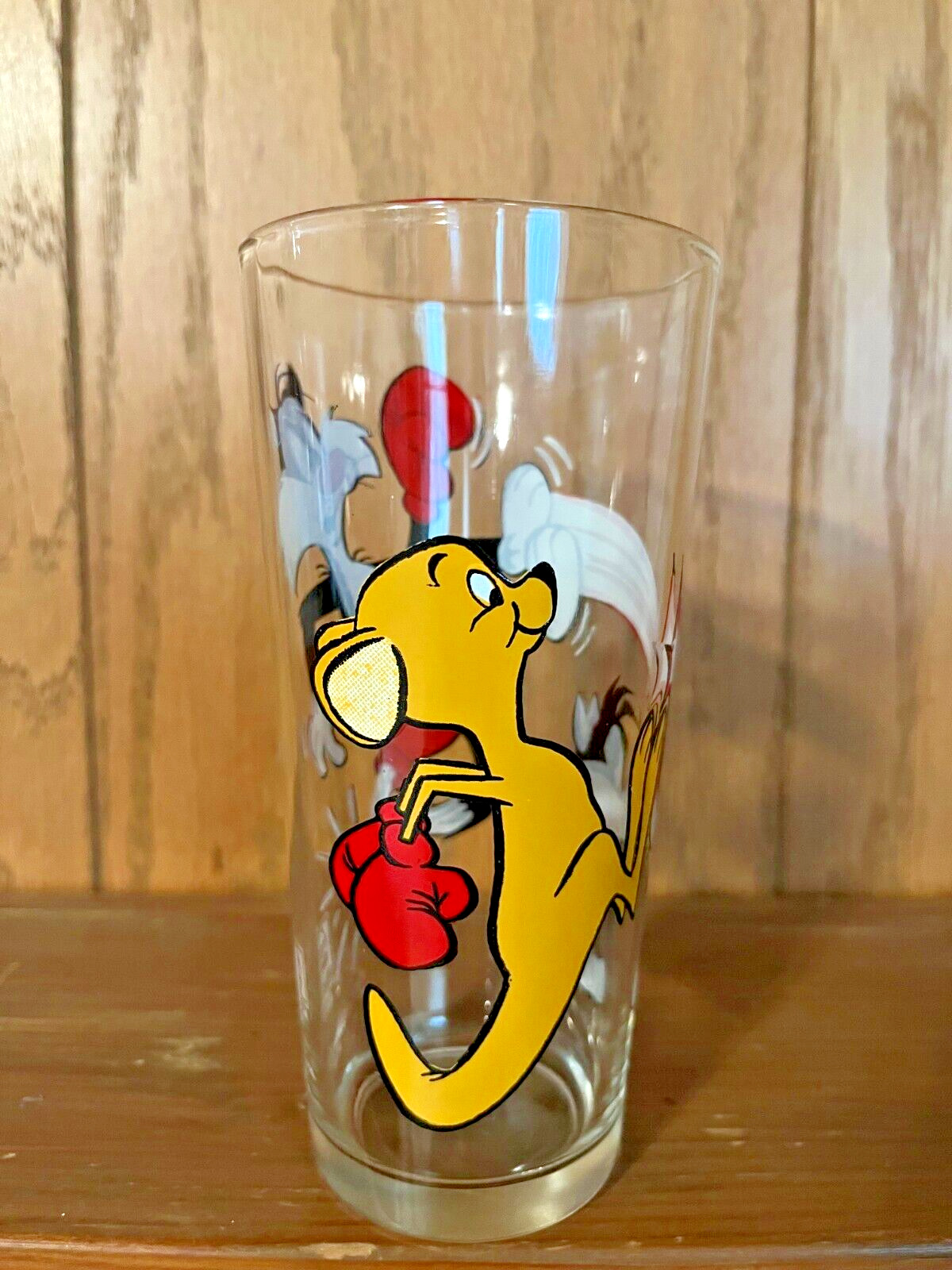 Vintage 1976 Looney Tunes Pepsi Glass Sylvester and Hippety Hopper