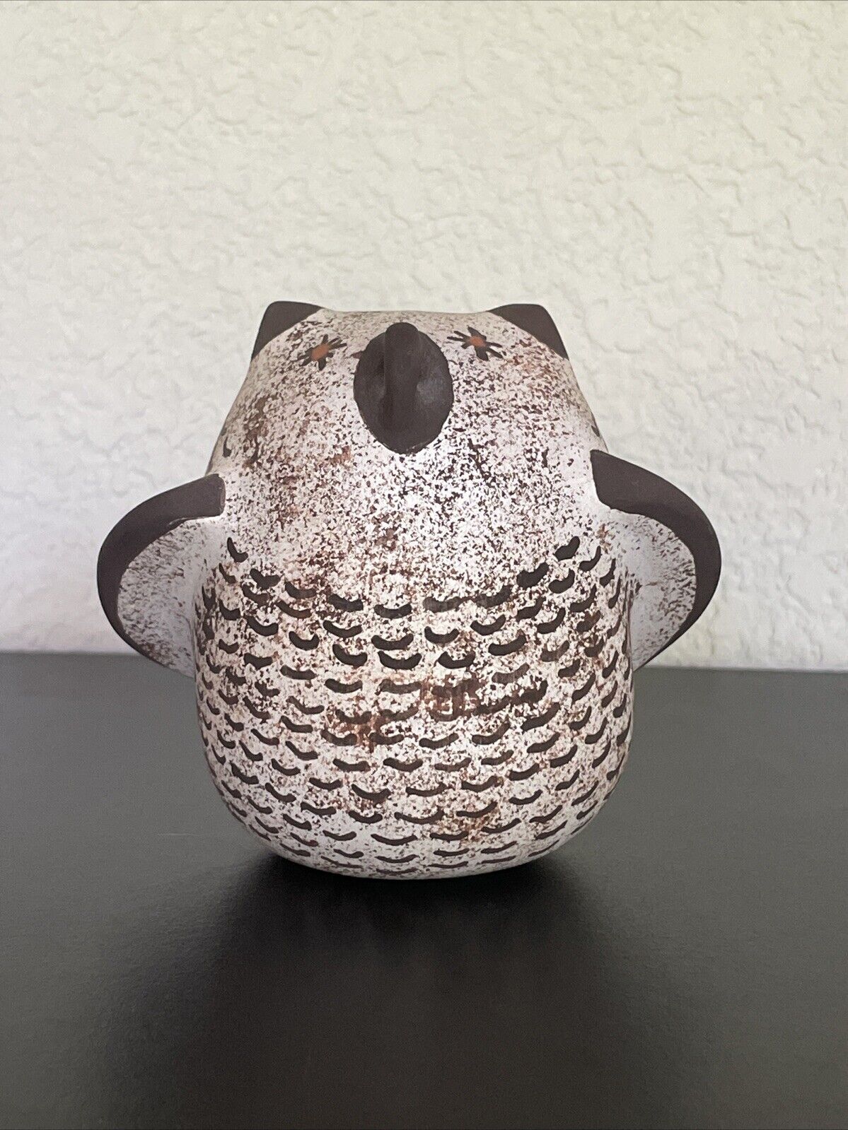 Vintage Angie Soseeah Owl Effigy 4” tall Traditional Zuni Pottery