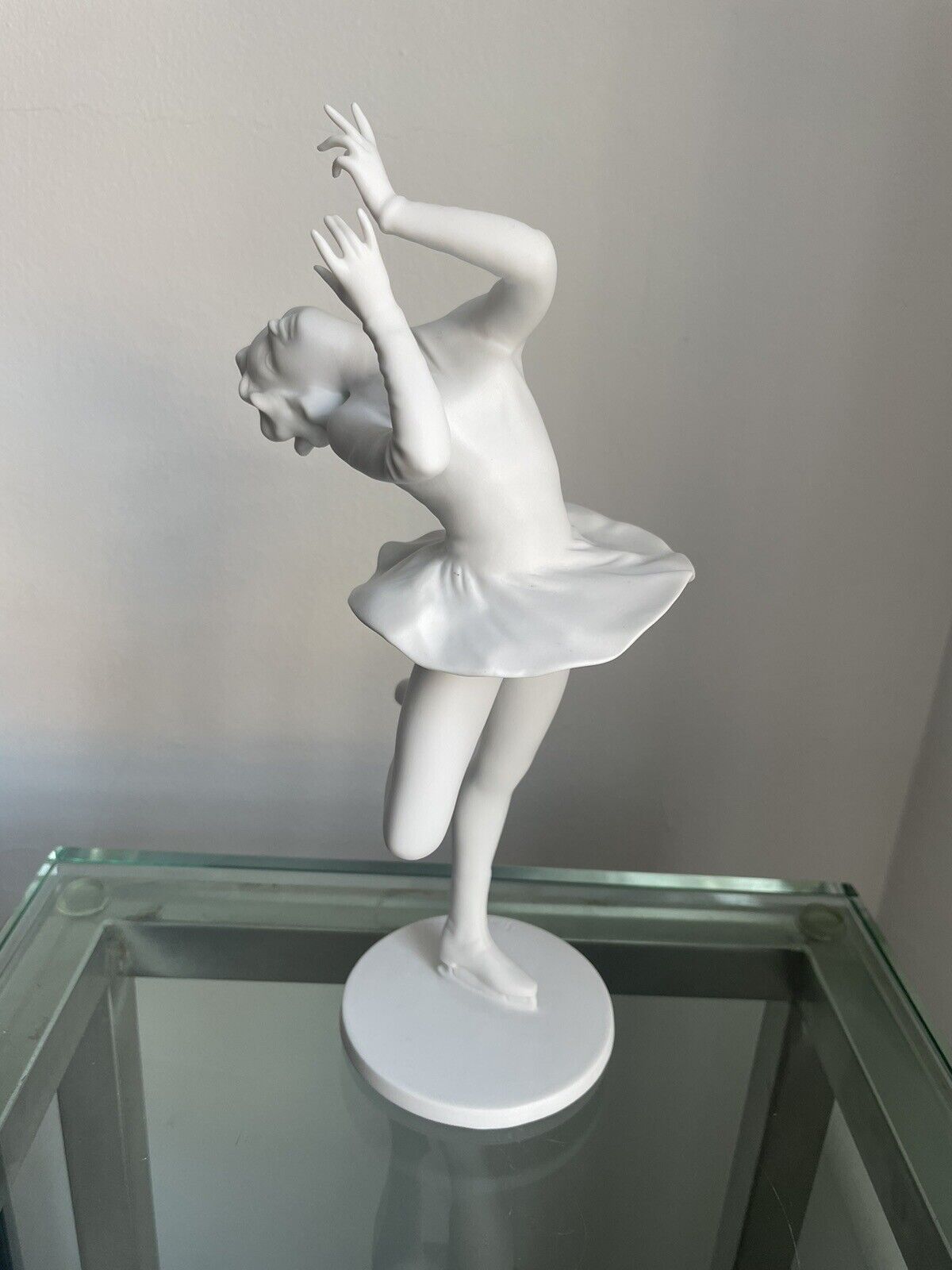 Kaiser collectible figurine “Figure Skating Girl”