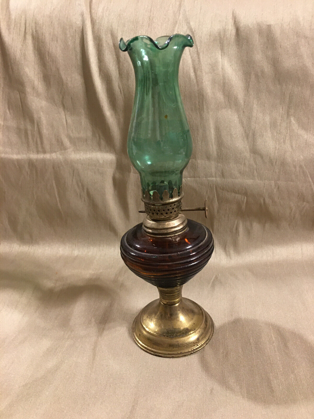 Vintage small glass oil lamp - amber glass and green chimney oil kerosine -works