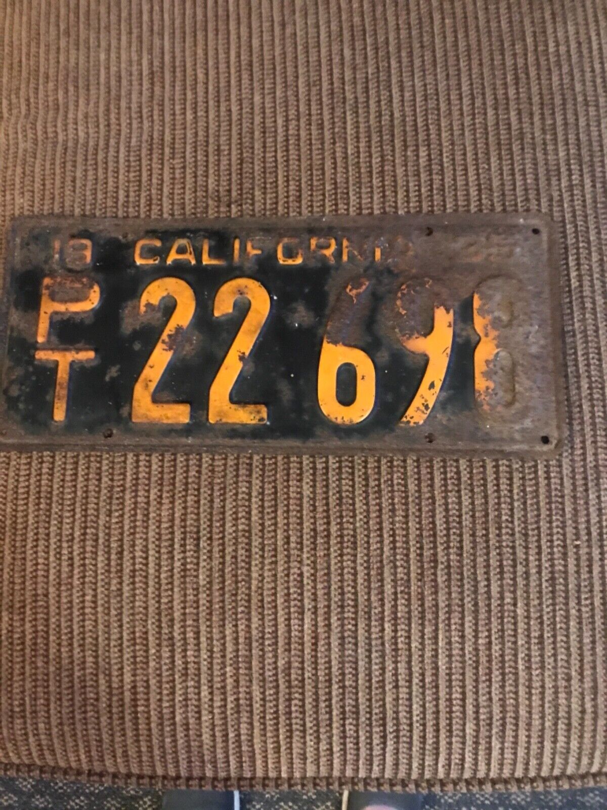 1935 California license plate PT 22698