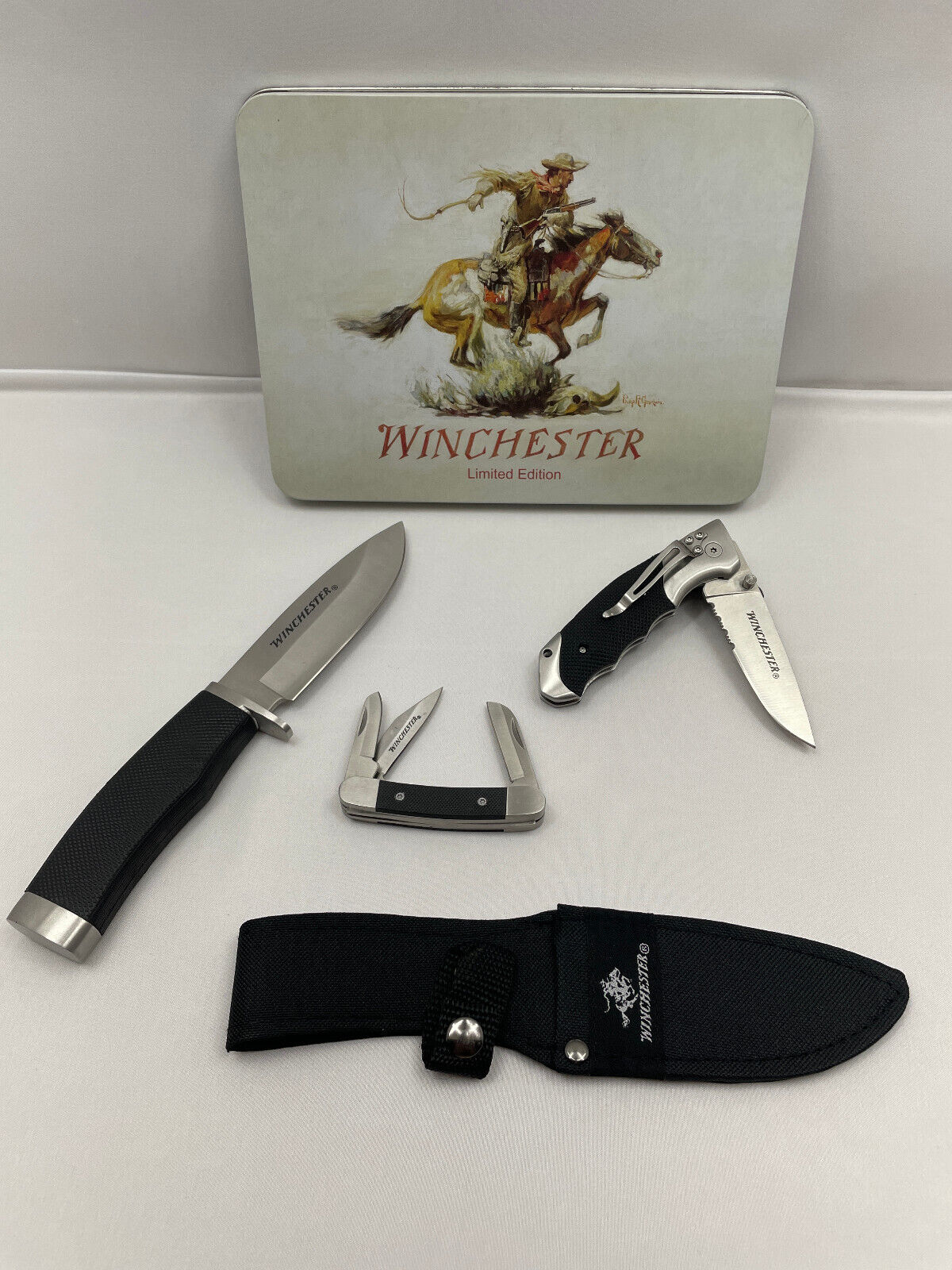 *RARE* Brand New Winchester Limited Edition 3 Knife Set with Rubber Grips