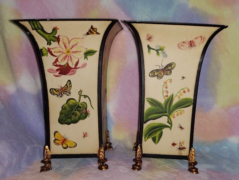 Jeanne Reed\'s LTD Williamsburg-Set of 2- Table Vase Urns: Floral BUTTERFLY