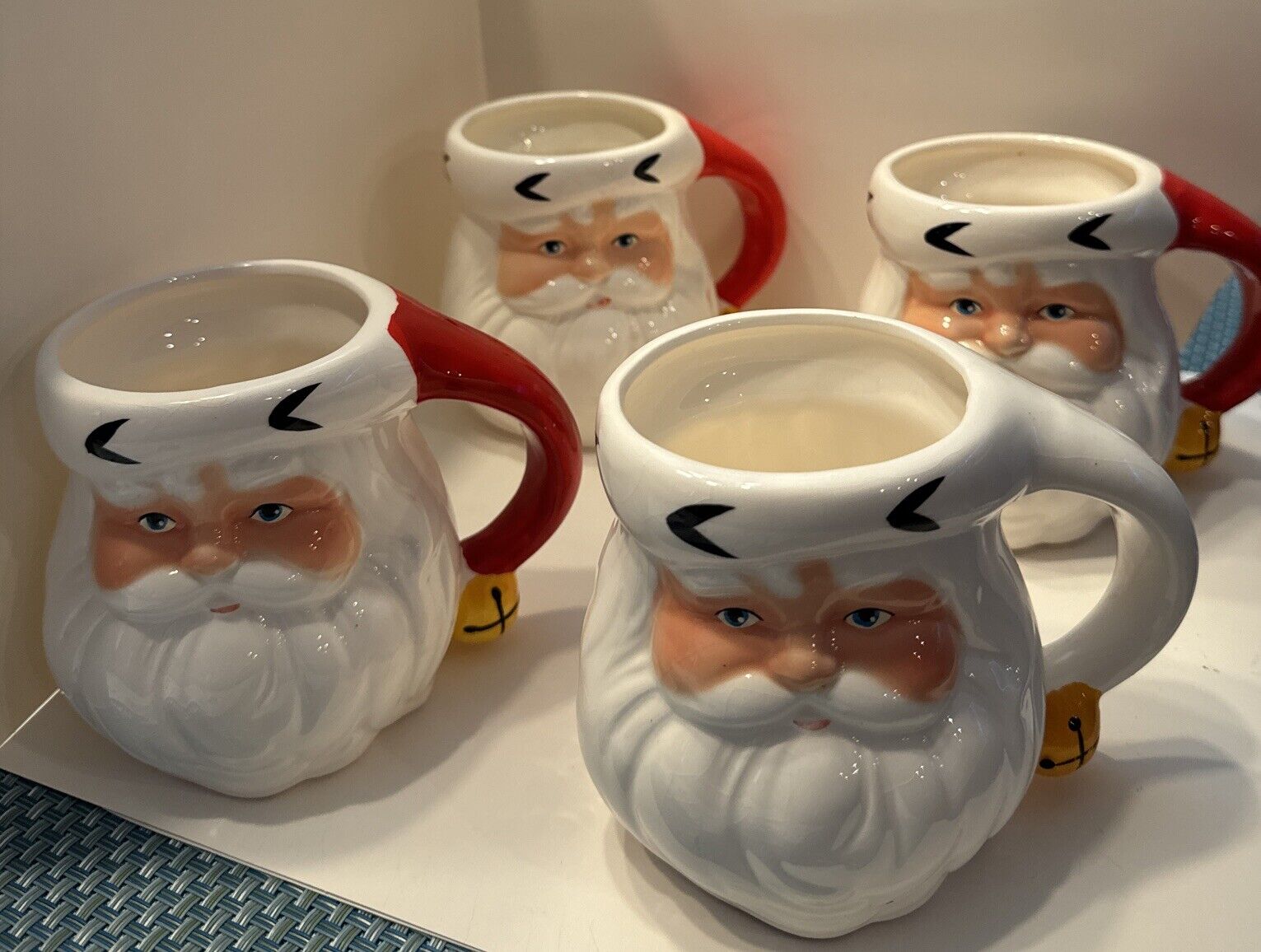 VTG SANTA  ( JOLLY ST. NICK ) Set Of 4 Mugs 1984?  Read Great Cond For Age