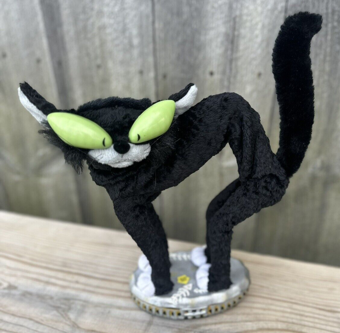 Gemmy Vintage Animated Fraidy Cat Halloween Black Alley Cat Sings Eyes Light-Up