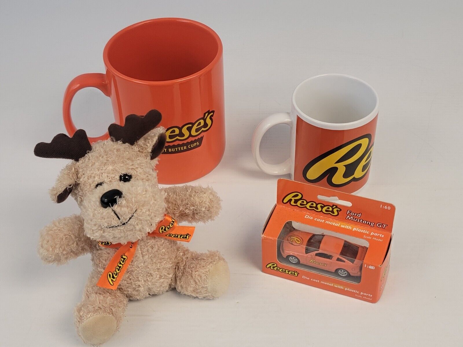 Reese\'s Peanut Butter Cup Large 20oz / 12 oz Mug , Plush Reindeer , Mustang Car