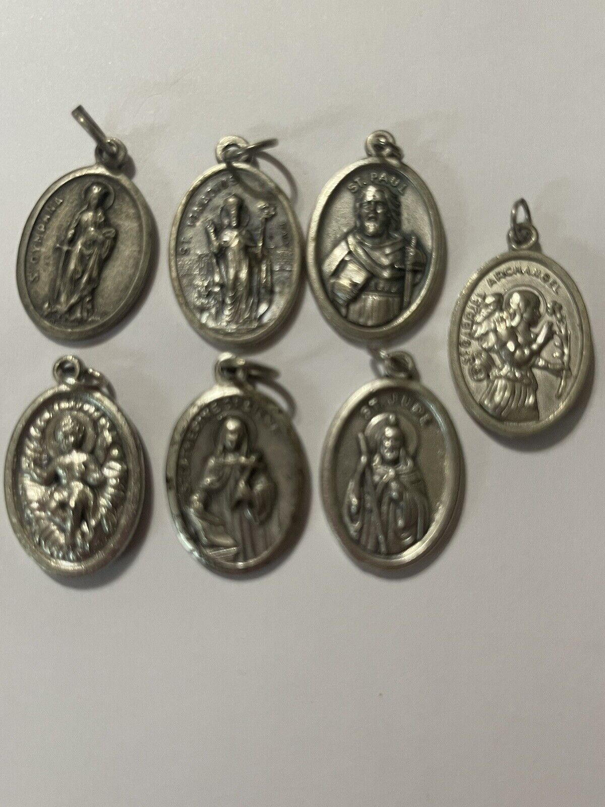 Vintage Medallions Catholic Saints Dead Stock Lot 004