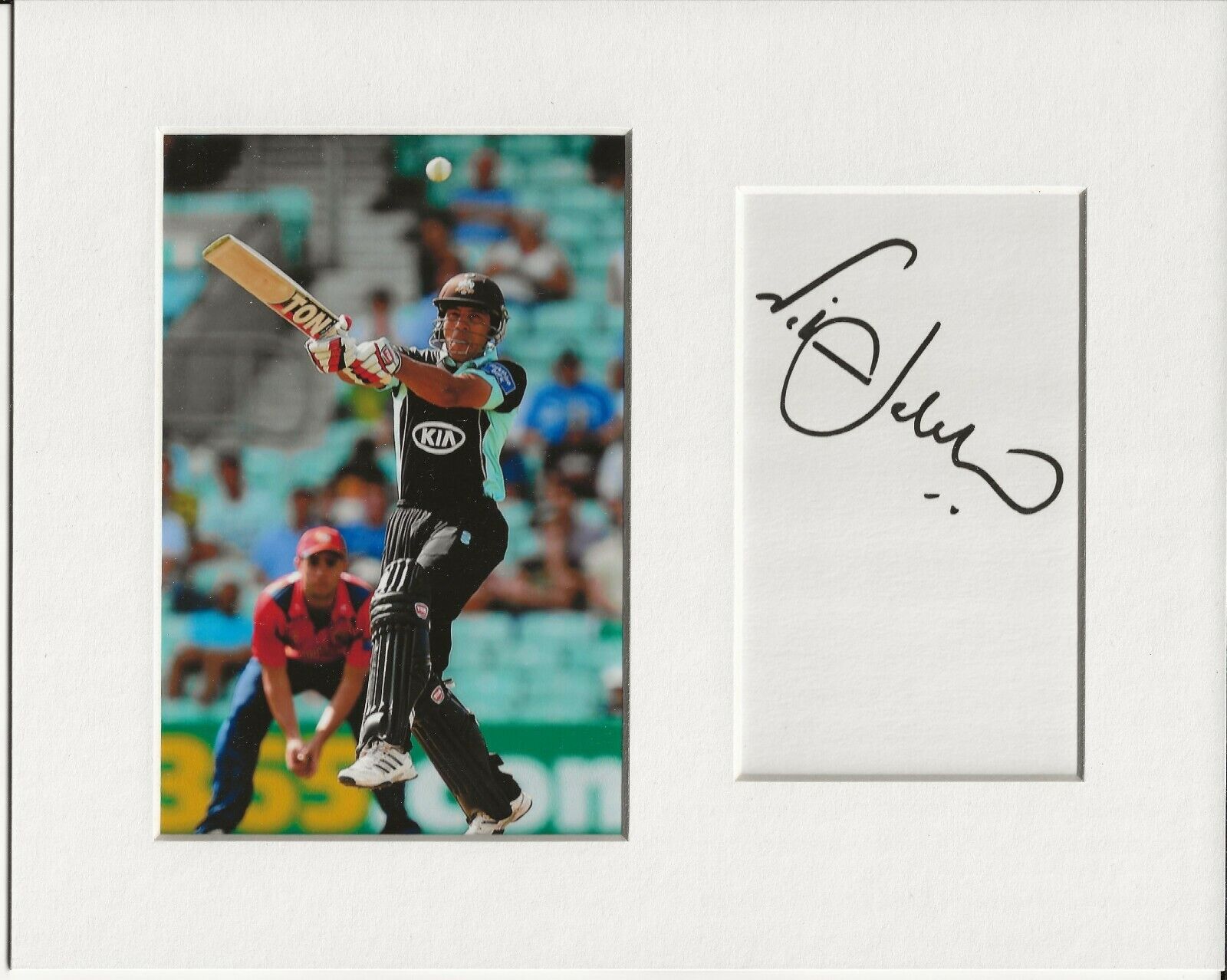 Vikram Solanki cricket genuine authentic autograph signature and photo AFTAL COA