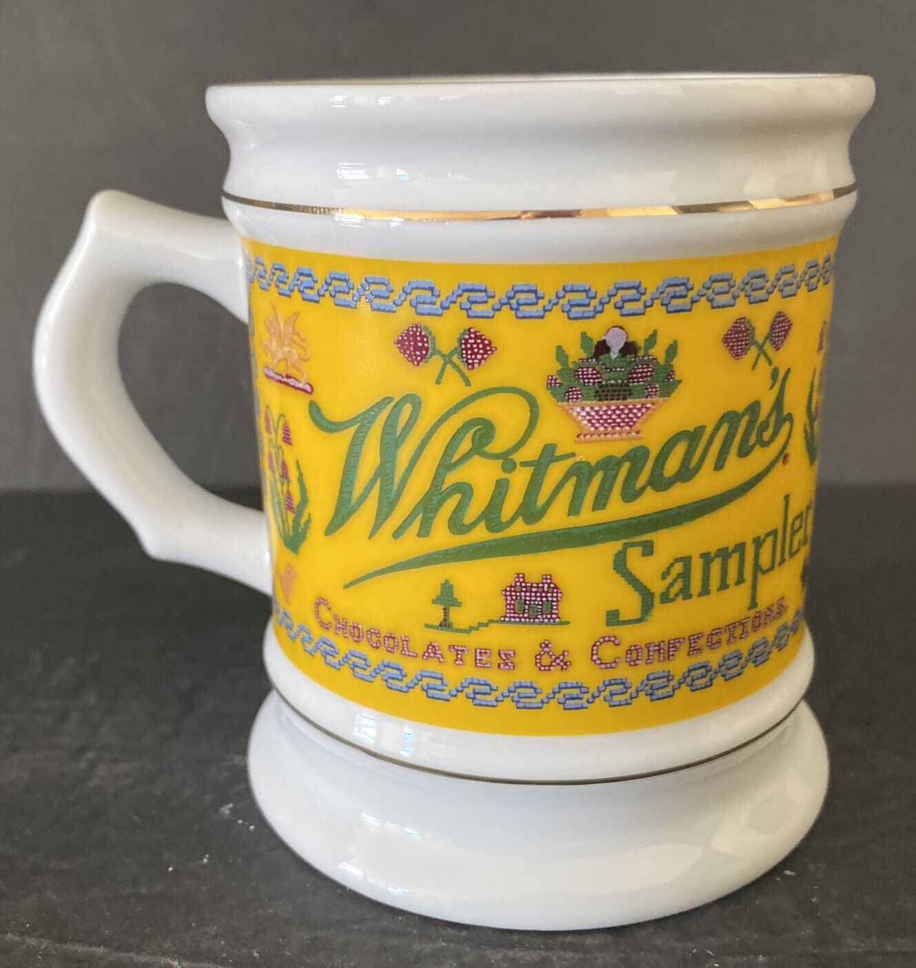 The Corner Store Whitman\'s Sampler Franklin Porcelain Mug 1984 Vintage See Pics