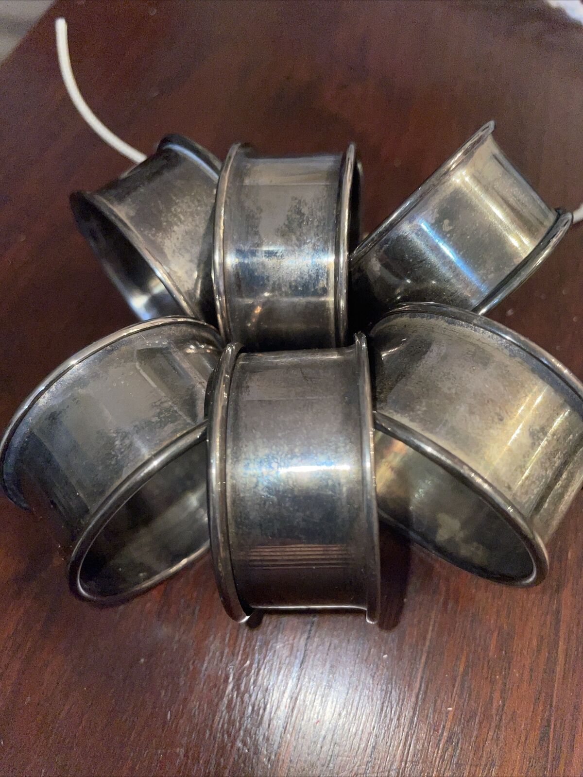 Vintage Set Of 6 Napkin Rings Silver Toned