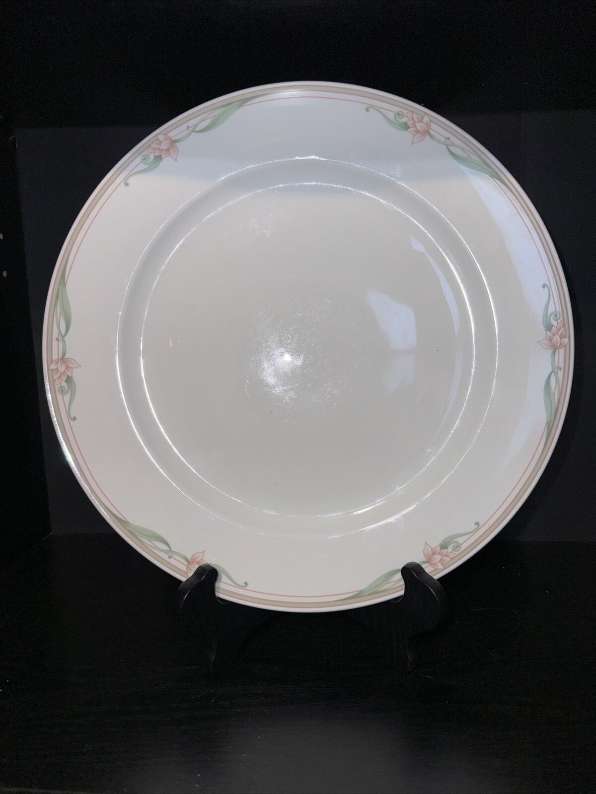 Vtg Royal Rego Royal Porcelian Plate/platters 12.5” Pink green Floral