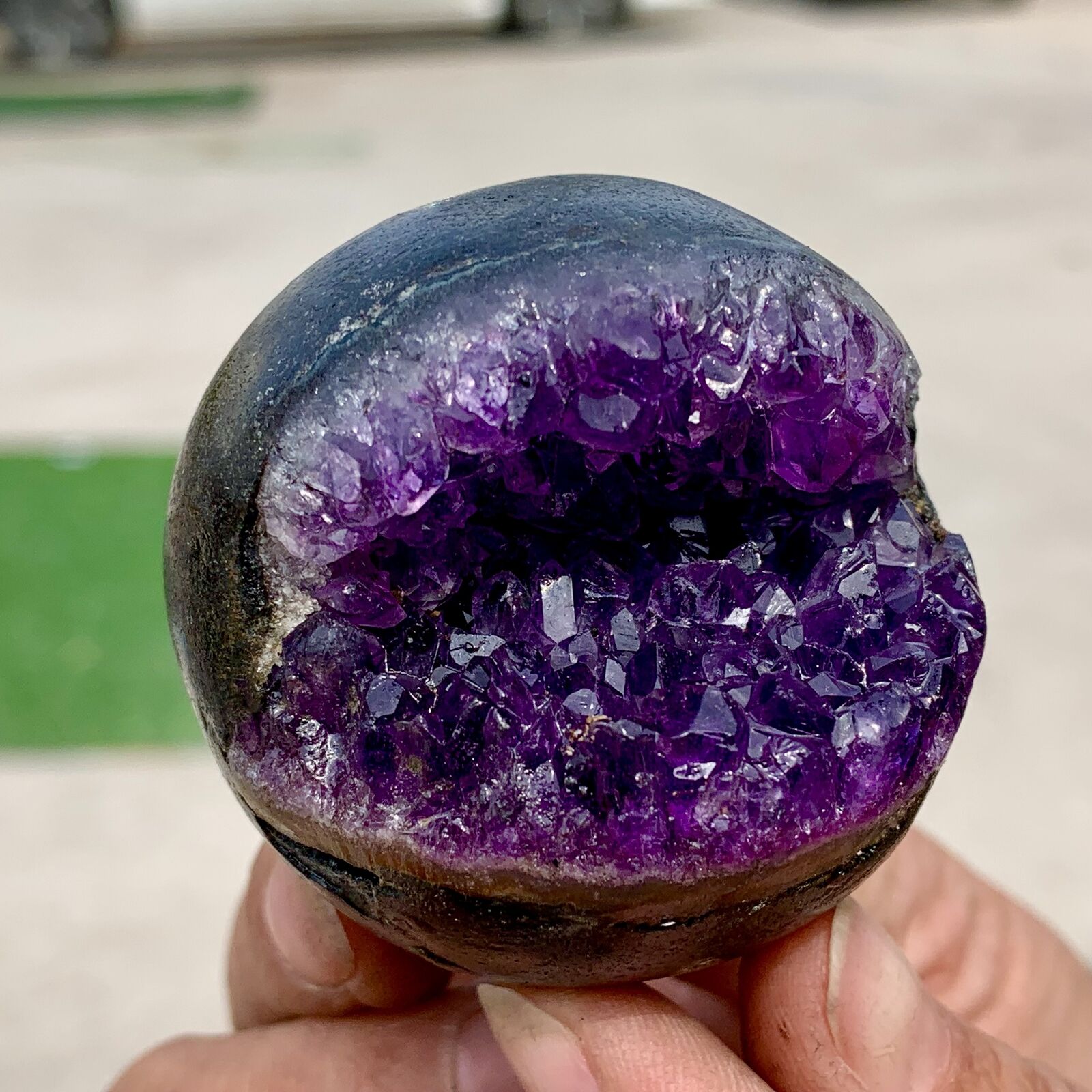 149G Natural Uruguayan Amethyst Quartz crystal open smile ball therapy