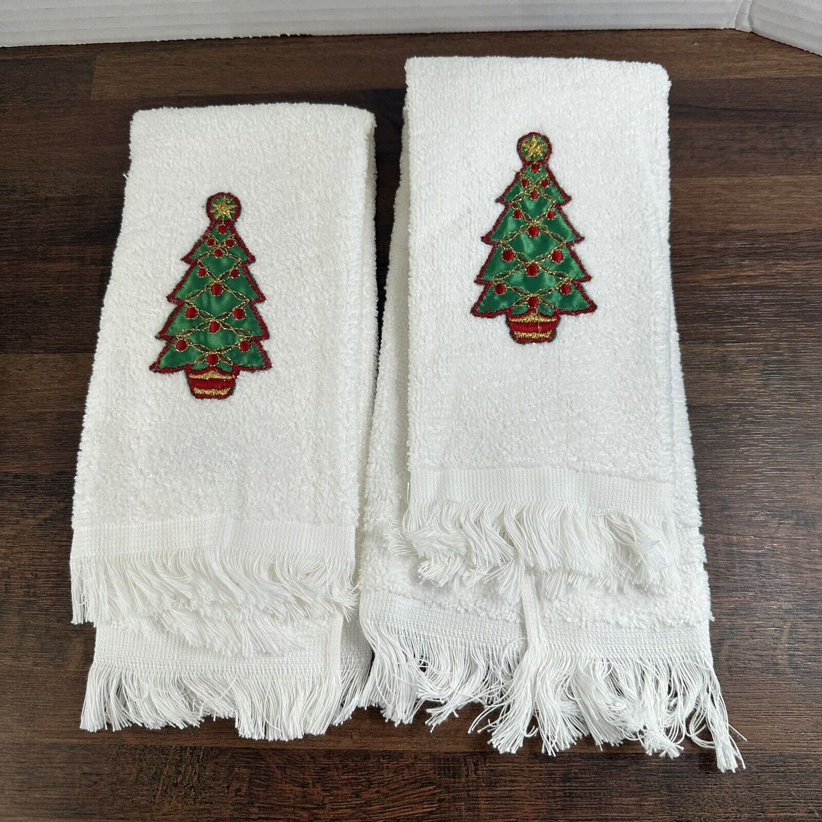 2 VINTAGE FINGERTIP TOWELS EMBROIDERED Christmas Trees COTTON USA