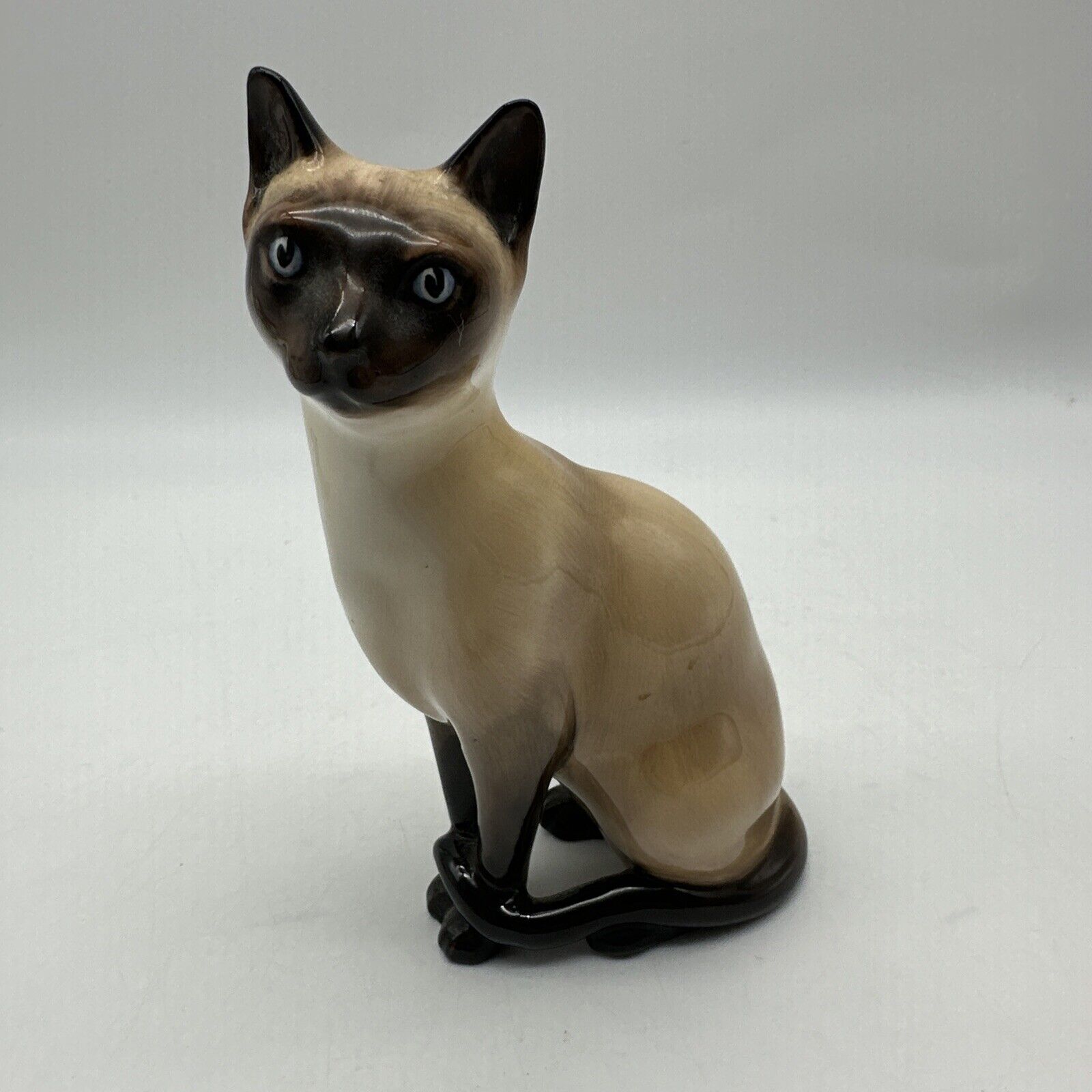 Vintage Royal Dalton Siamese Cat - 5 1/2 Inches