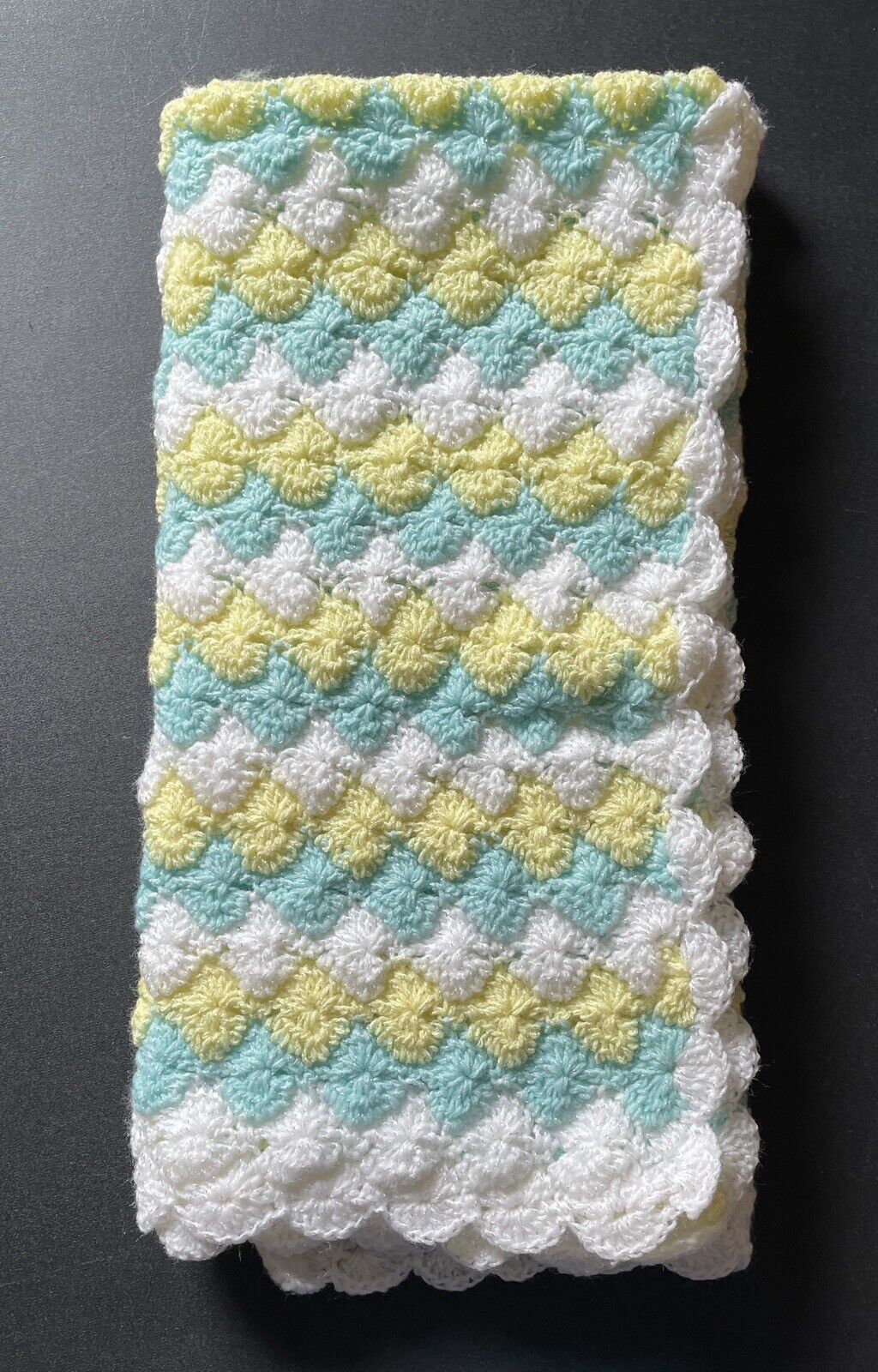 Vintage Handmade Crochet Baby blanket afghan 24”x33”