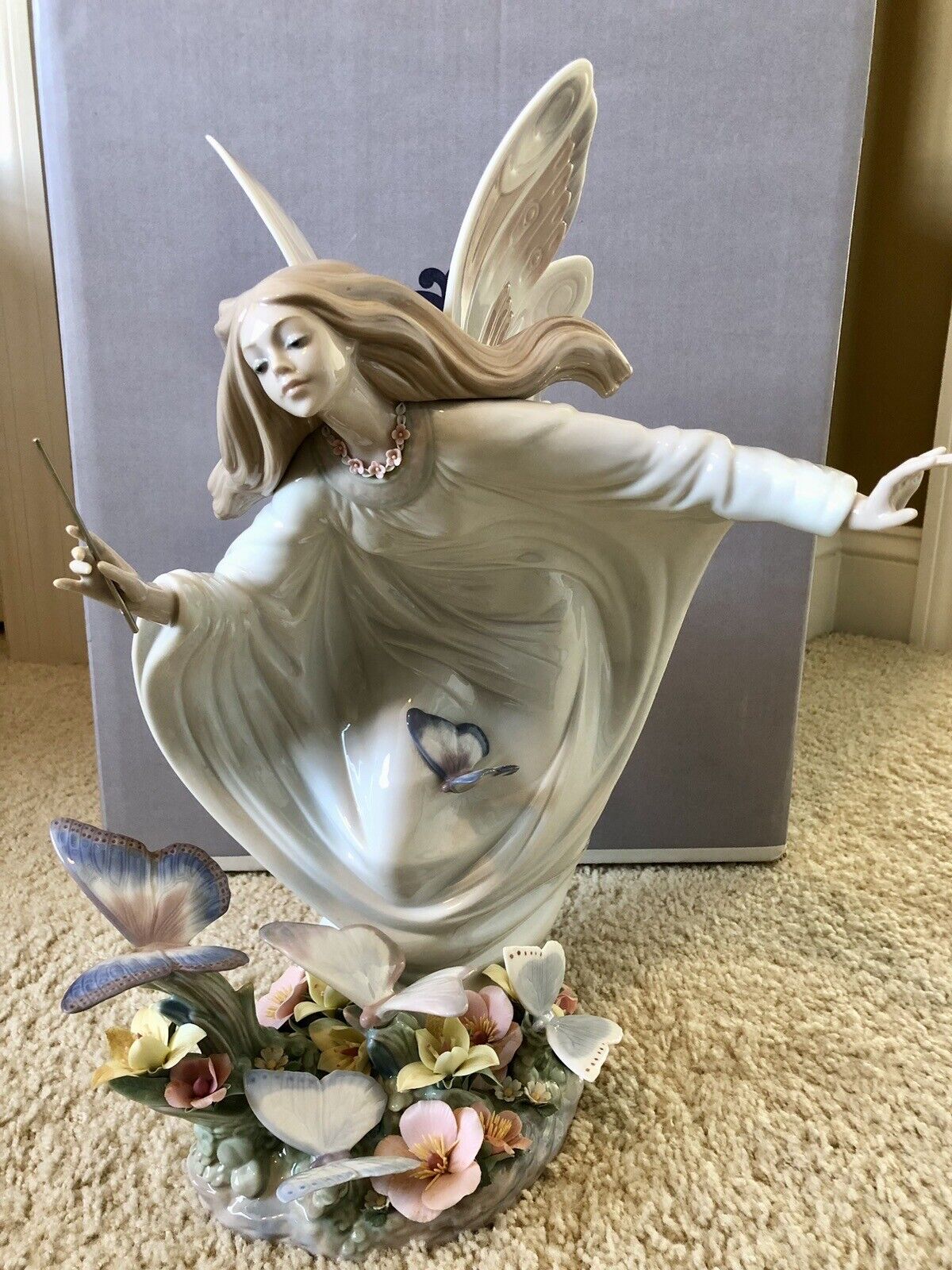RARE  MIB LLADRO FAIRY OF THE BUTTERFLIES 1850 FIGURINE MADE IN SPAIN - RETIRED
