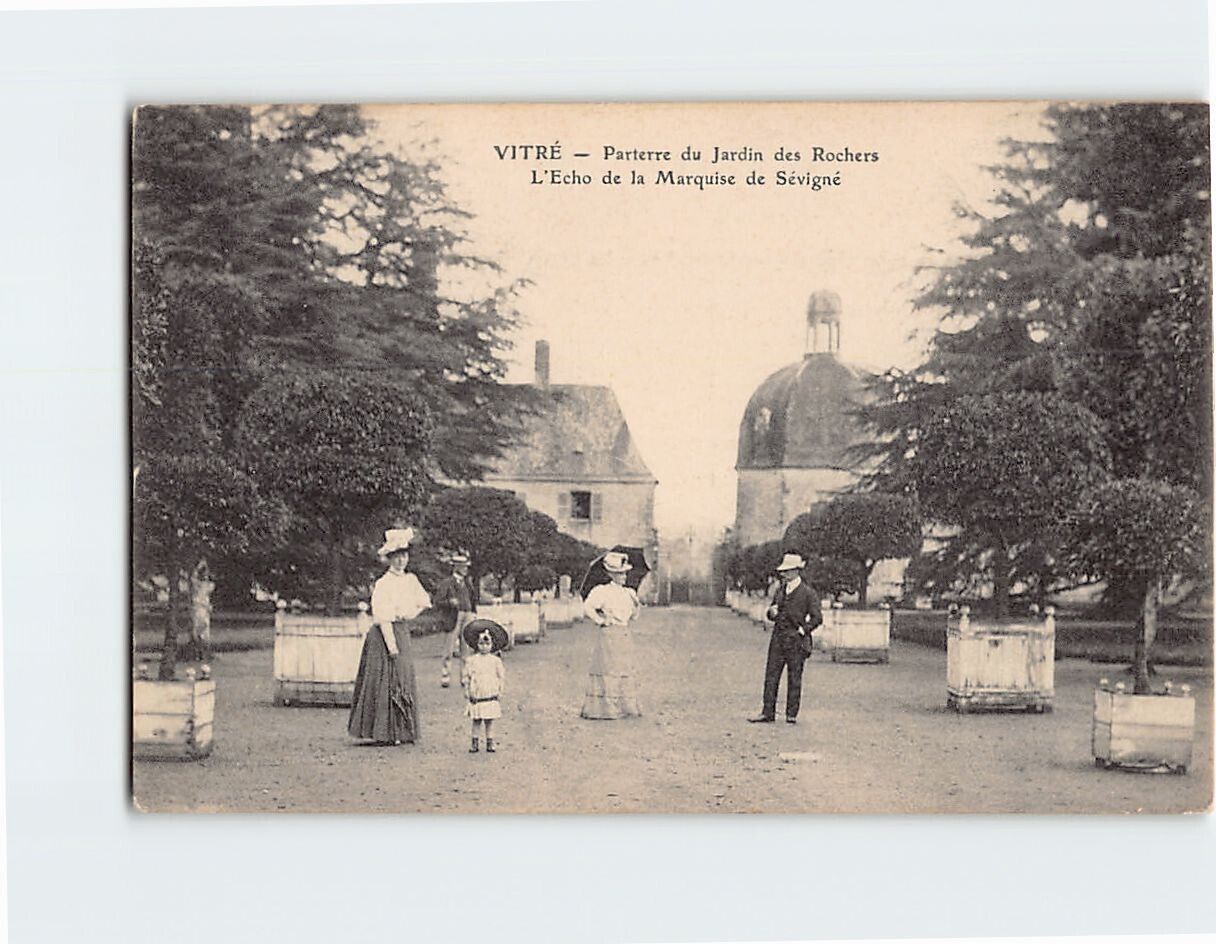 Postcard L\'Echo de la Marquise de Sévigné, Jardin des Rochers, Vitré, France