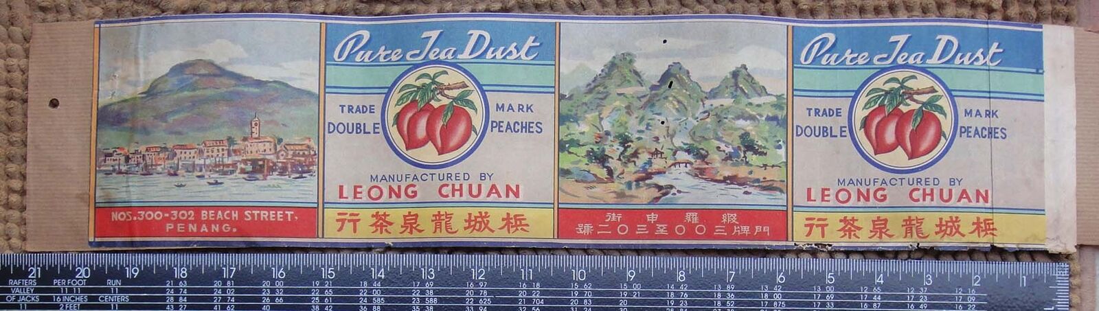 Z2) 1950's Malaya Vintage Chinese Large TEA LABEL - PEACHES & Building Mountain