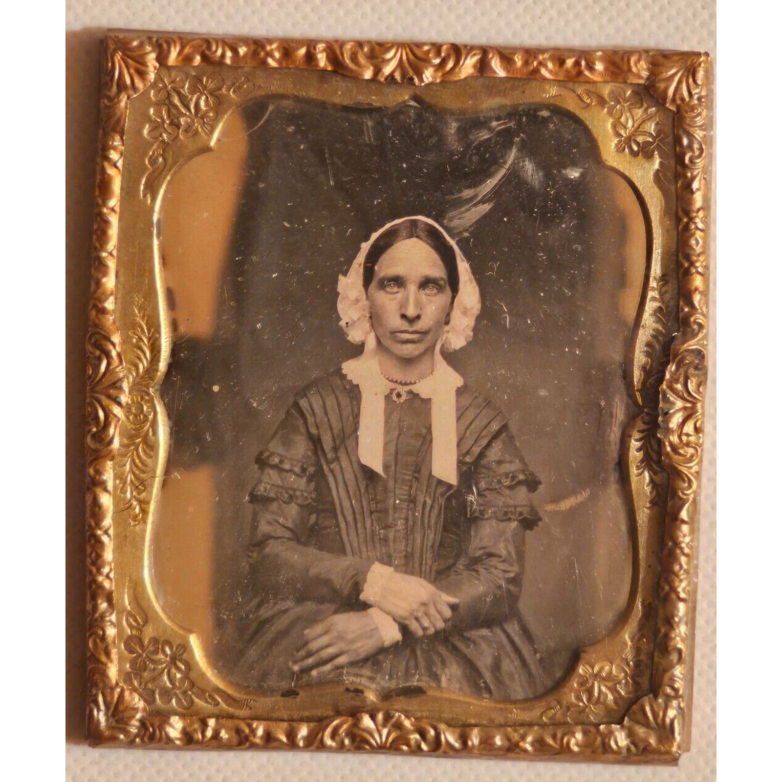 1/6th Plate Daguerreotype Of A Woman With Interesting Eyes