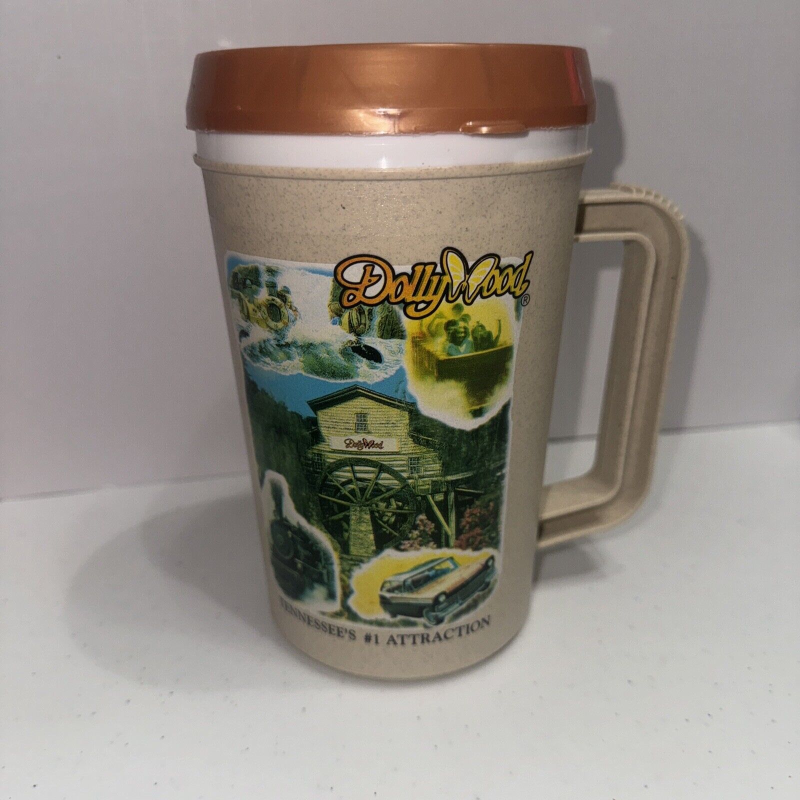 VTG Dollywood theme park dolly Parton   Insulated Plastic Mug Cup Lid