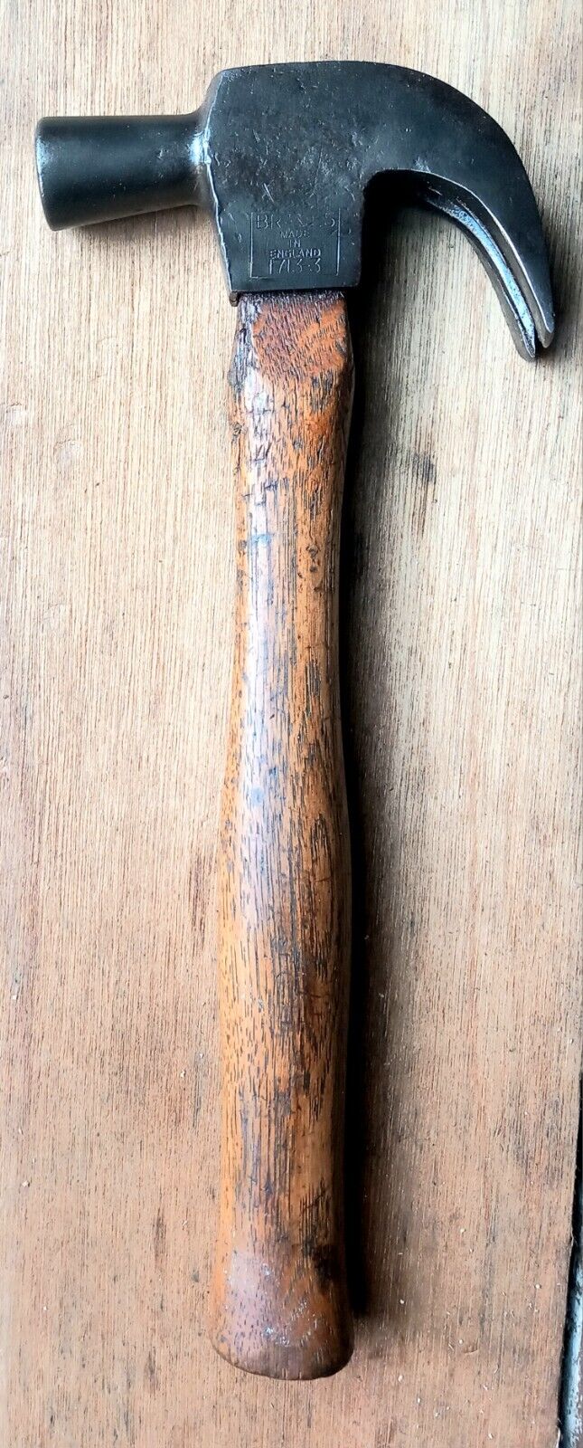 Vintage Brades Claw Hammer  no 1713-3  1 1/2 Lbs