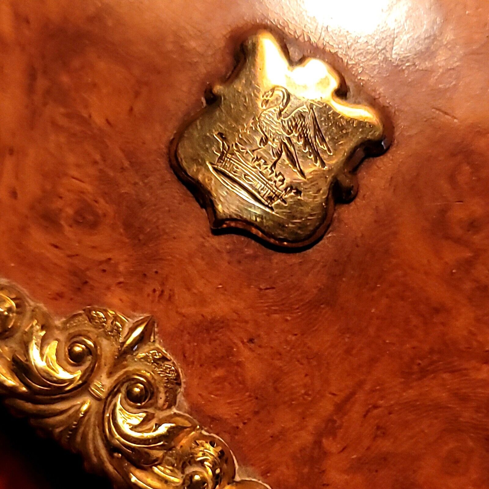 Antique French Burr Wood & 10k Gold Snuff Box