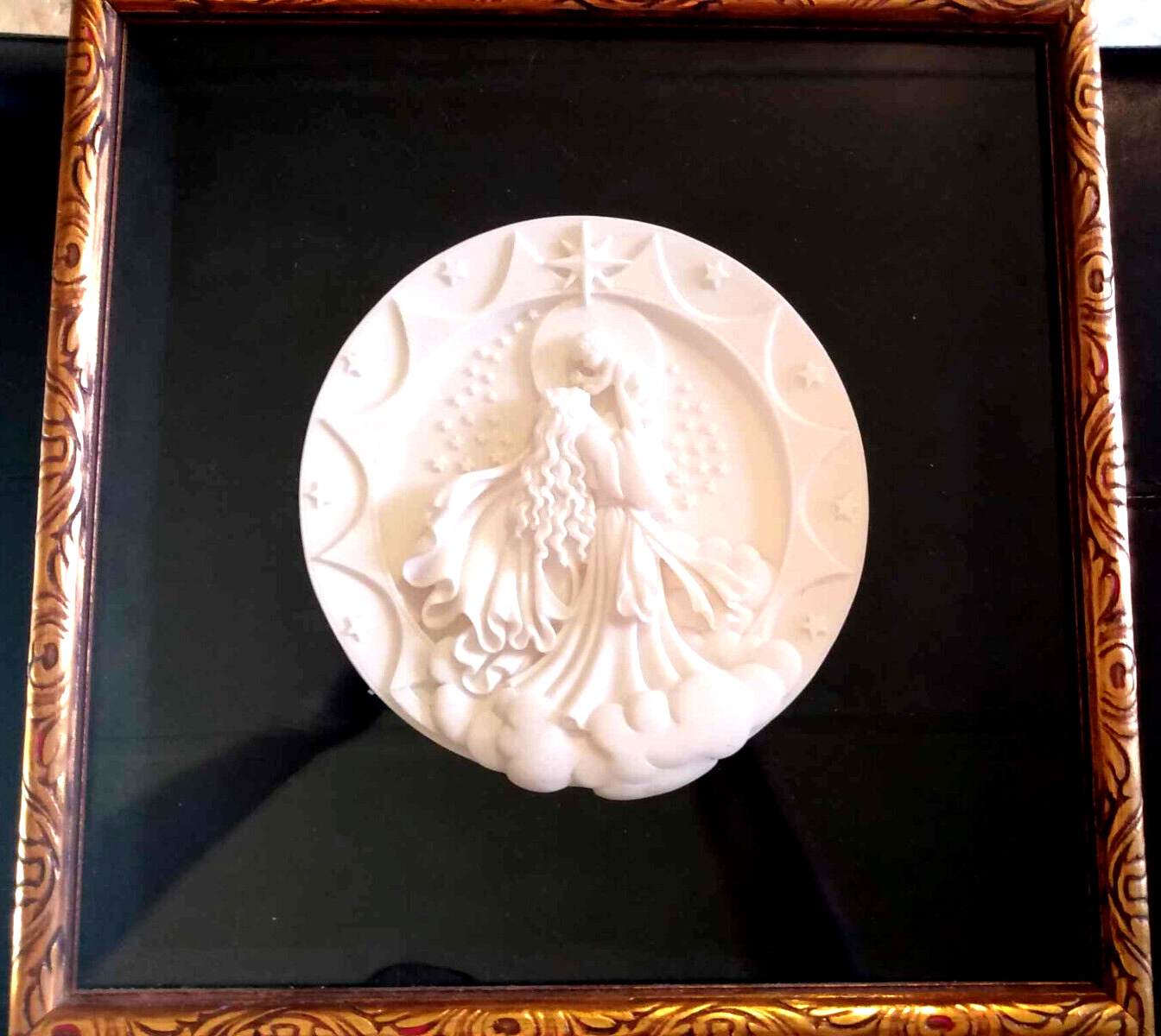Vintage Faro Plate in a beautiful shadow box frame Made In Italy 14\