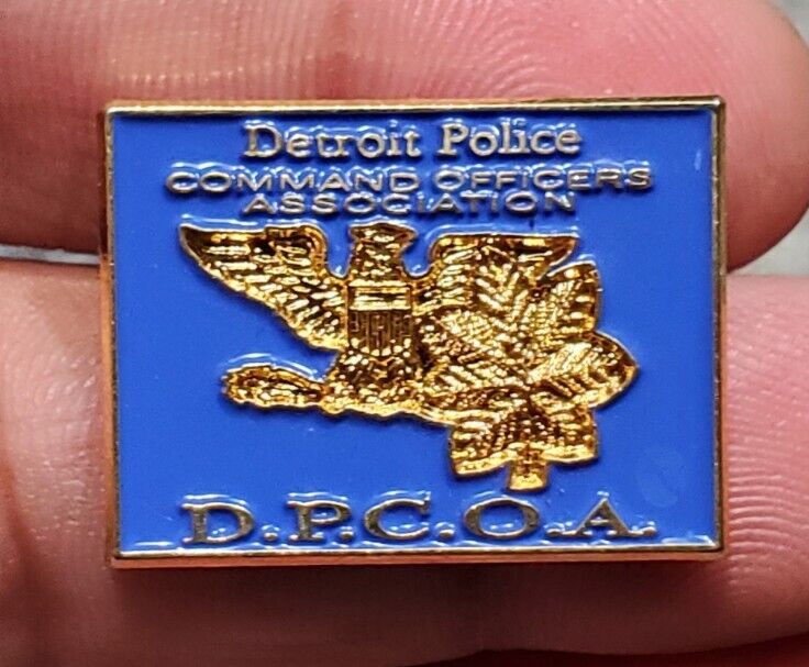 Vintage Obsolete Detroit Michigan Police Command Officers Association Pin