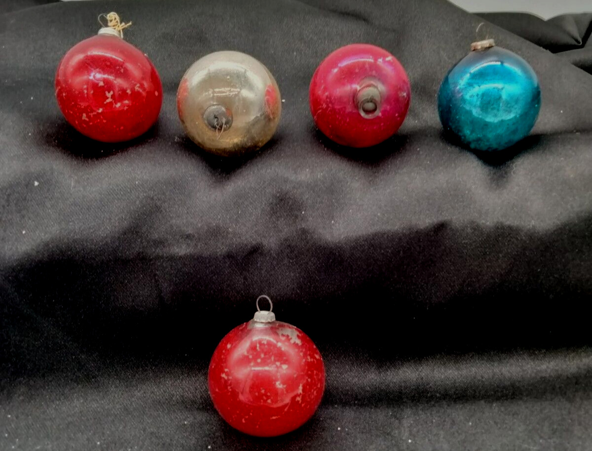 Set of 5 Vintage Ornaments 1.5 in Diameter Multicolored READ DESCRIPTION